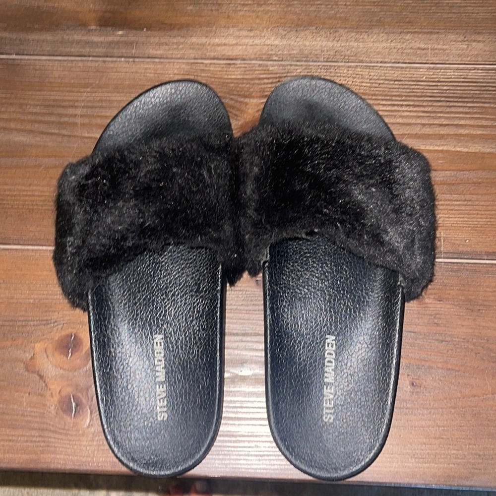 Steve Madden fur slides